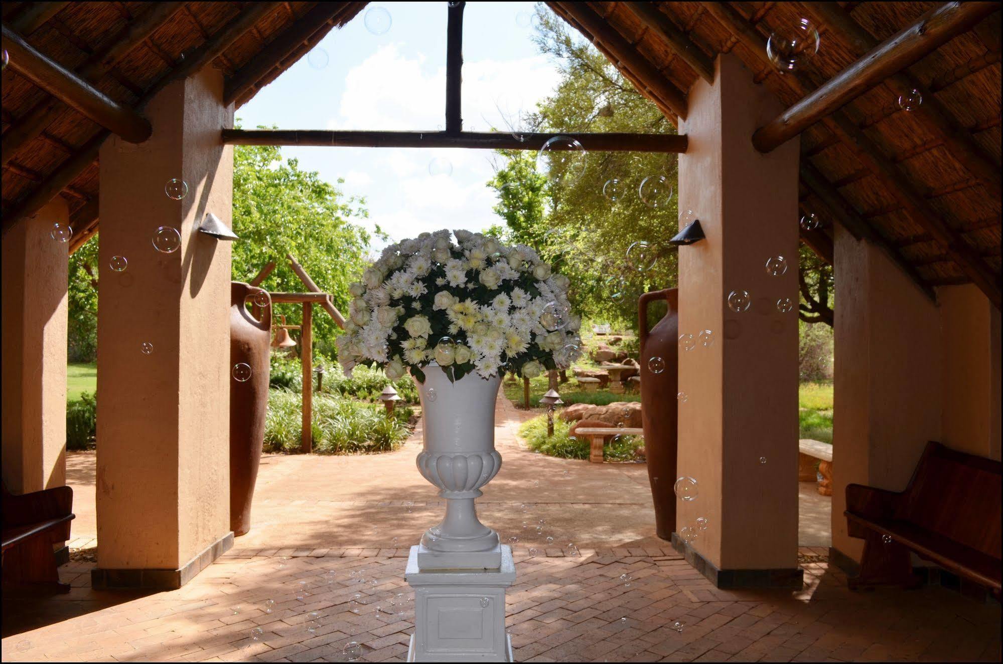 Bona Bona Game Lodge Wolmaranstad Exterior foto