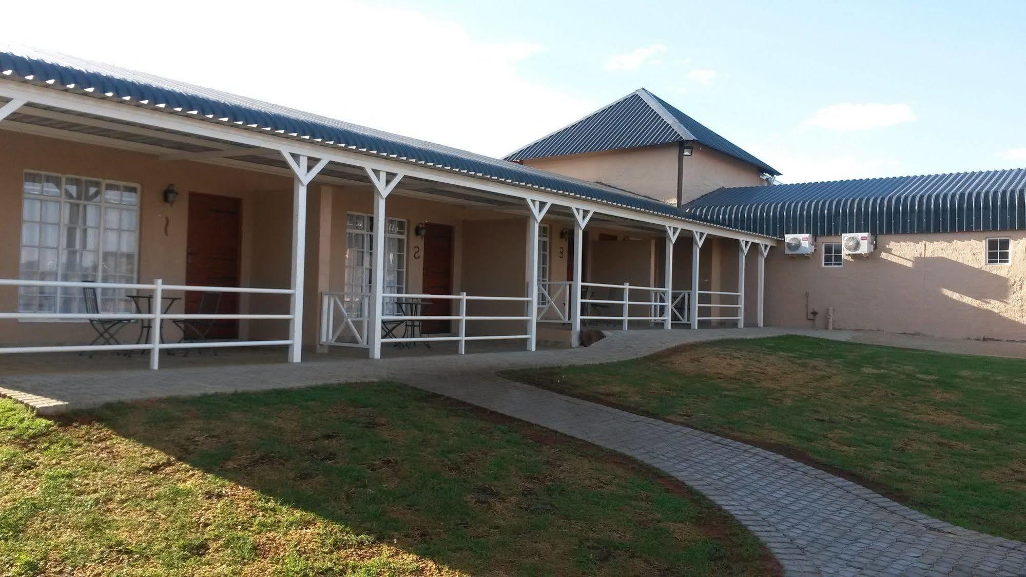 Bona Bona Game Lodge Wolmaranstad Exterior foto